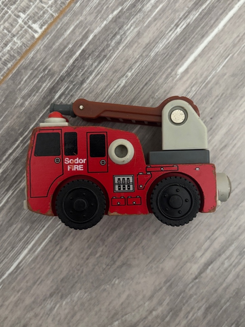 Wooden Sodor Fire Truck Hook & Ladder - Thomas & Friends - Picture 8 of 8